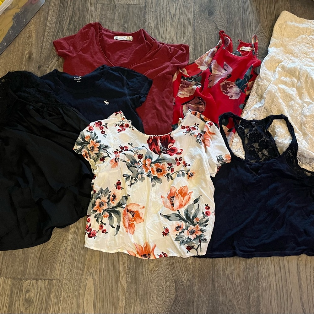 Abercrombie & Fitch 7 pc bundle